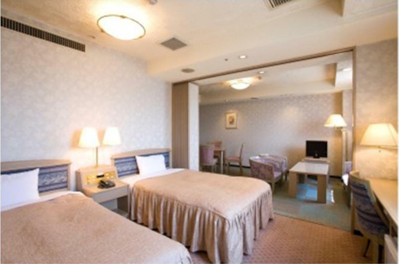 Highness Hotel Kurume Exteriör bild